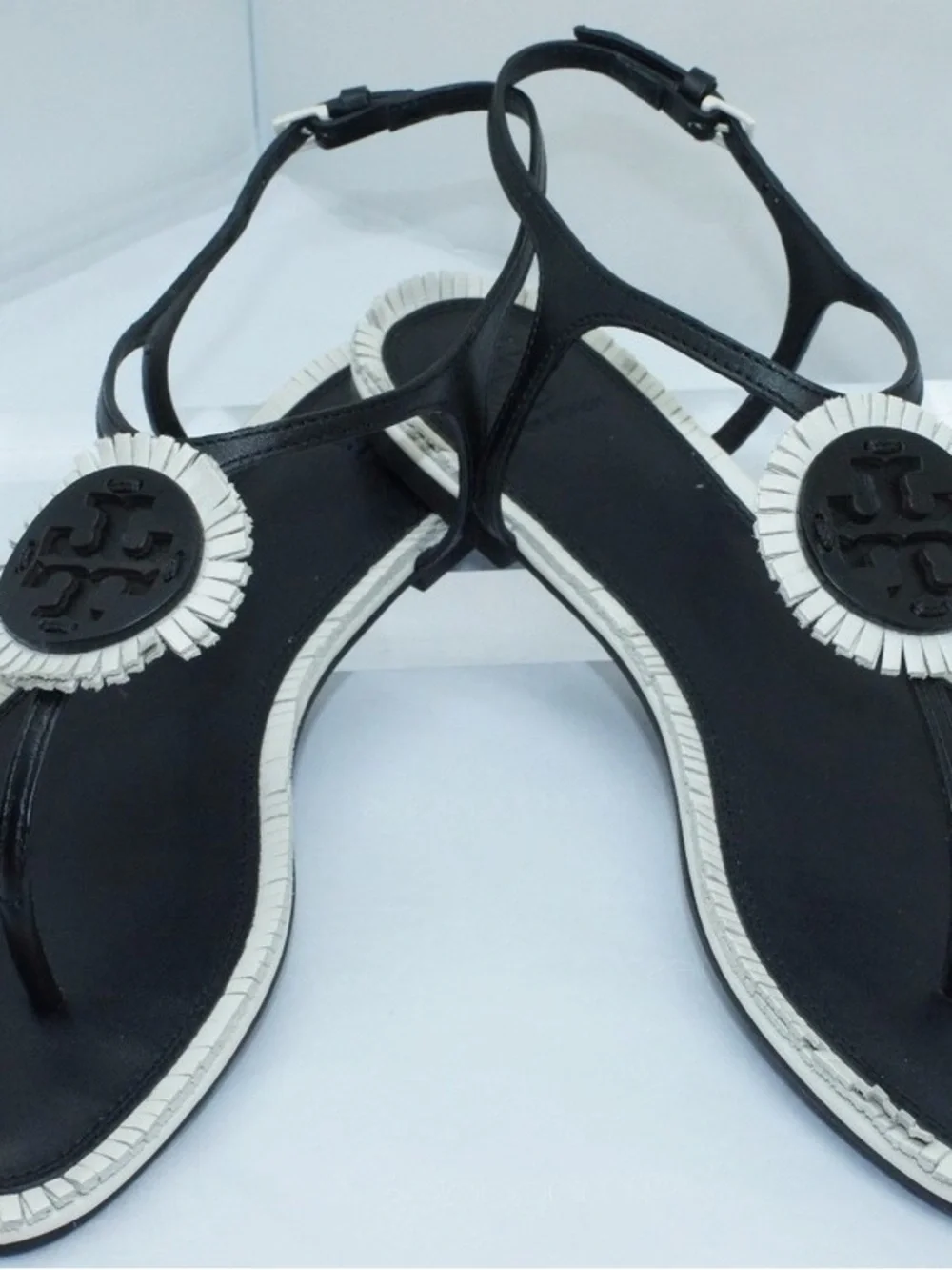 Tory Burch Size 8M Black and White Logo T-Strap Sandals. Box& Dust bag included